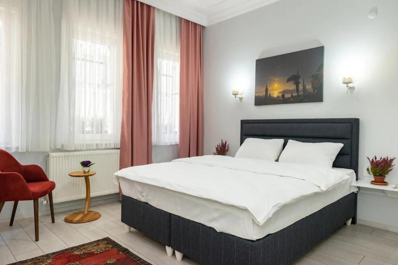 Downtown Two-Bedrom Apartment Tbilisi Eksteriør bilde