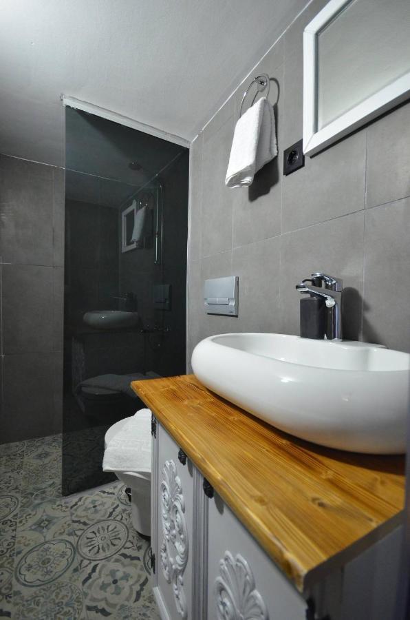 Downtown Two-Bedrom Apartment Tbilisi Eksteriør bilde